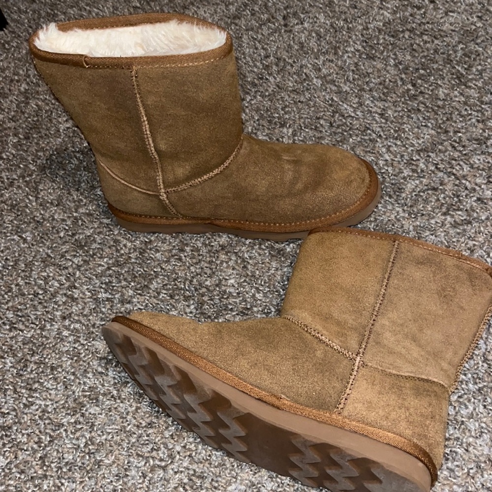 Size 7 Short Winter boots!